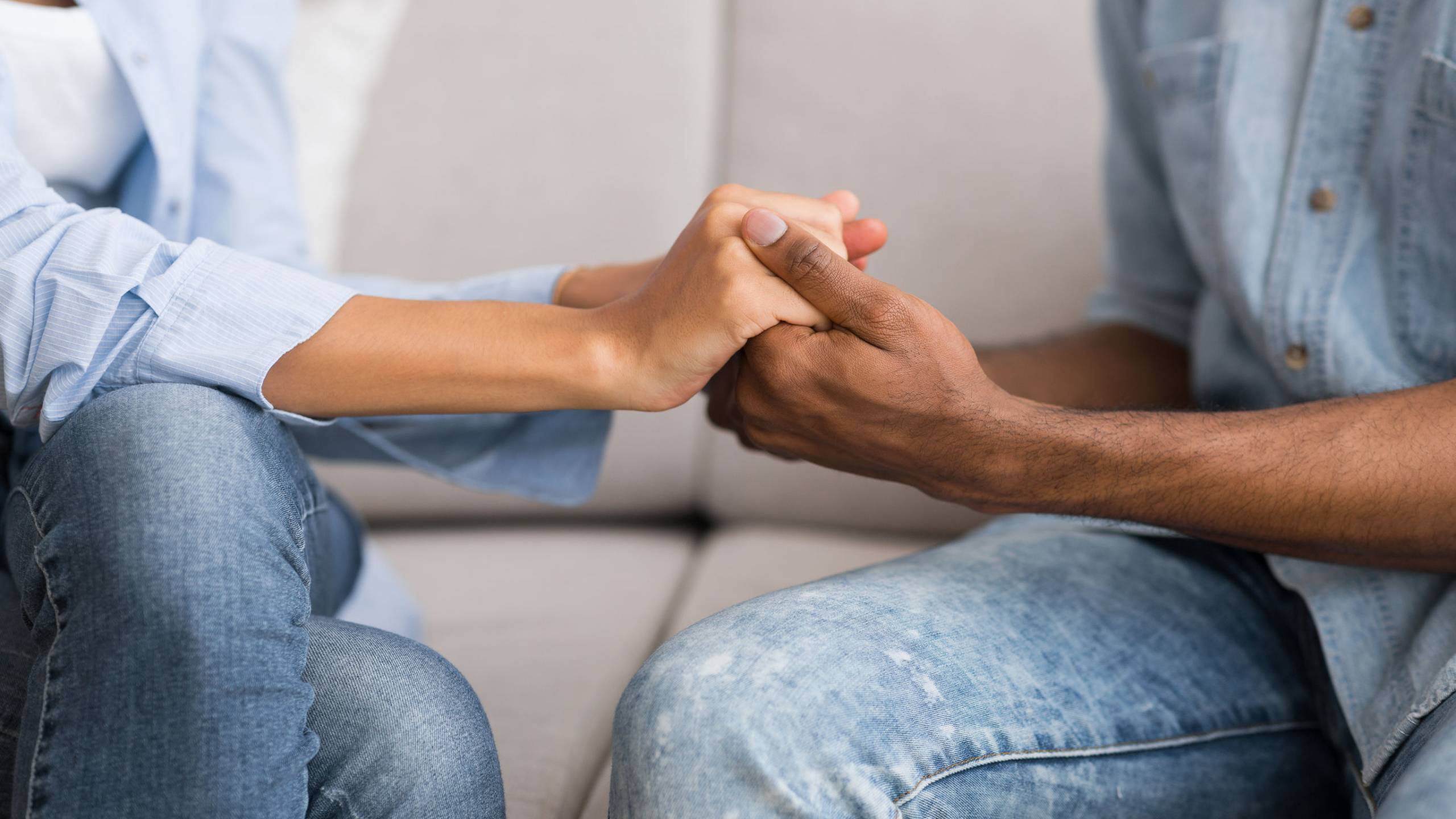 Couple deciding on reconciliation after filing for divorce